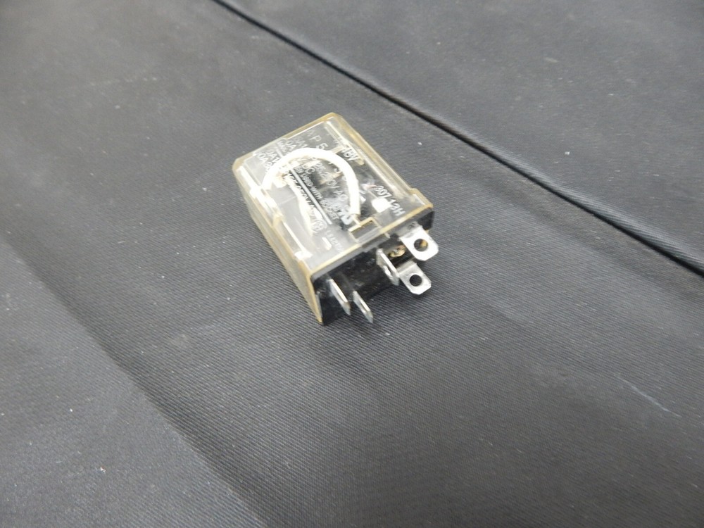 AROMAT AP5213 48VDC , CONTACTS 10A, 1/3HP, 125 – 250VAC, 30VDC RELAY – FAST SHIP