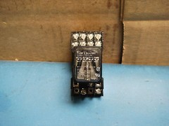 POTTER & BRUMFIELD KHAU-17D11-24 RELAY 24VDC 1/10HP 3A WITH A 3 PIN MALE CONNEC