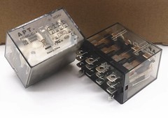 1pcs SIEMENS APT miniature intermediate Relay PR4KL-D24 DC24V