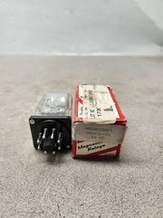NEW IN BOX MAGNECRAFT RELAY 1/3HP 120VAC, 1/2HP 240VAC, 88CPX-164