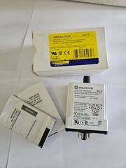 Square D 9050 JCK 11V36 Electrical Timing Relay