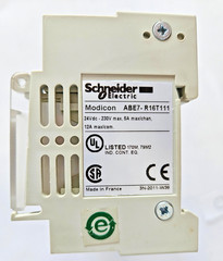 Schneider electric ABE7 R16T111 EM/SS plug-in Relay Base