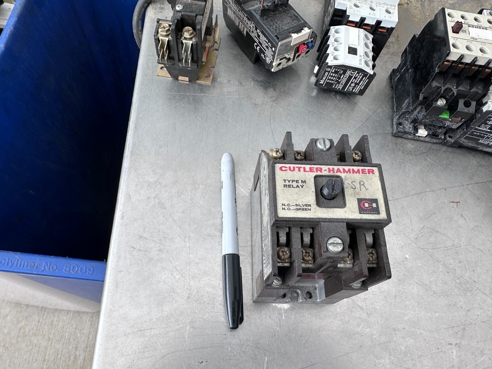 Cutler-Hammer Type M Relay, D26MPR