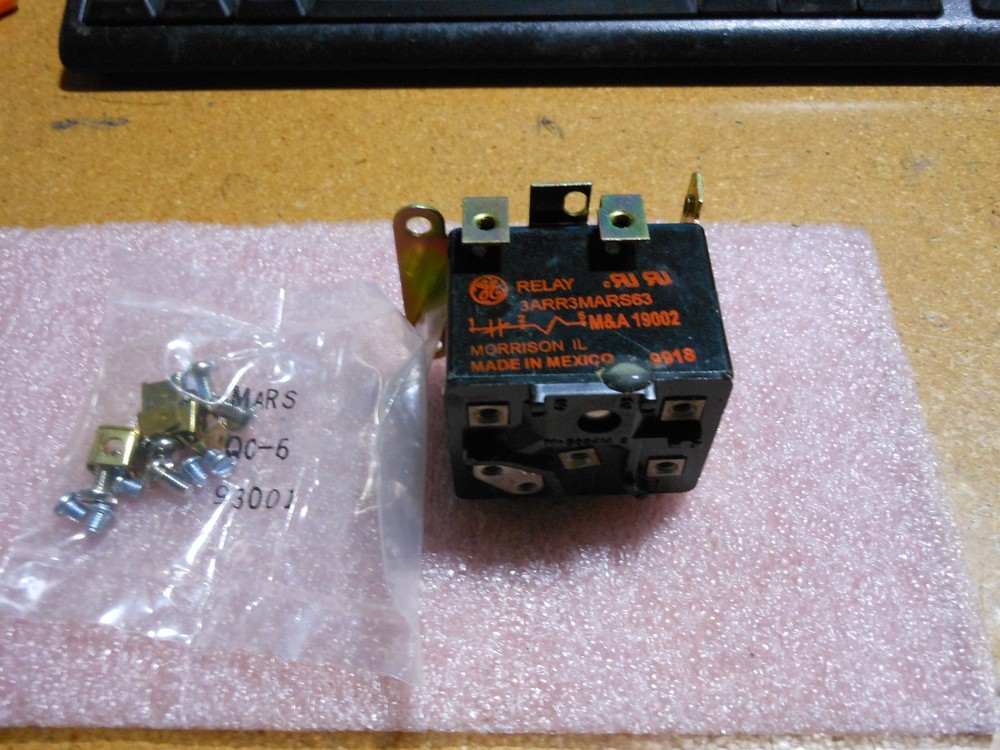 GE RELAY # 3ARR3B2M5 NSN: 5945-01-097-1751 # 3ARR3MARS63