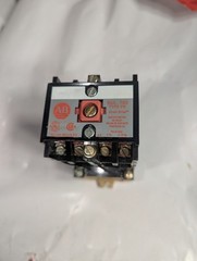NEW GENUINE ALLEN-BRADLEY 700-PK800A1 SER B AC RELAY MADE IN USA