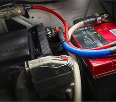 Reliable Water-Resistant 500A Relay for Marine & Automotive Electrical Systems