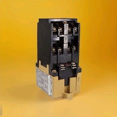 Allen-Bradley 700-PK800A1 Ser. B Direct Drive Master Control Relay