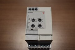 Load Monitor, 380-480VAC, 3Phase, w/ SPDT Output (Carlo Gavazzi DWB01CM4810A)