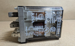 Allen-Bradley 700-HB33Z24 General Purpose Square Base Relay, 24V, 15A (New NB)