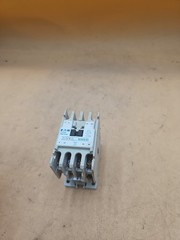 Eaton Cutler Hammer D15CR31 Relay Contactor 110V/120V Coil