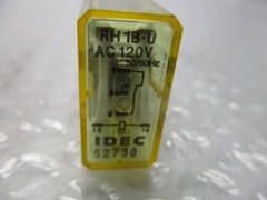 IDEC RH1B-U-AC120V RELAY 120V NSNP
