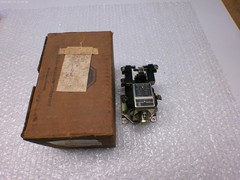 ALLEN BRADLEY 200-E210Z24 SER.A RELAY 24V NSMP