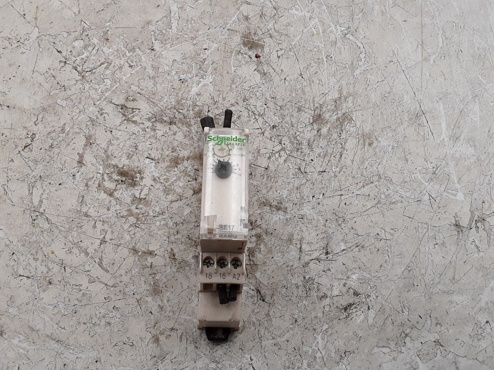 Schneider Electric Relay RE17RAMU