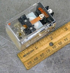 Allen-Bradley 700-HJ36Z24 General Purpose Magnetic Latching Relay Lot of Three