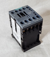 Siemens Sirius 3RH2122-1AK60 Contactor Relay 10A 240V AC