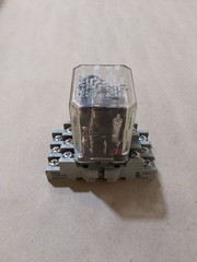 Potter & Brumfield Relay KUP-14A35-120 Relay 600VAC With SR3B-05 Socket