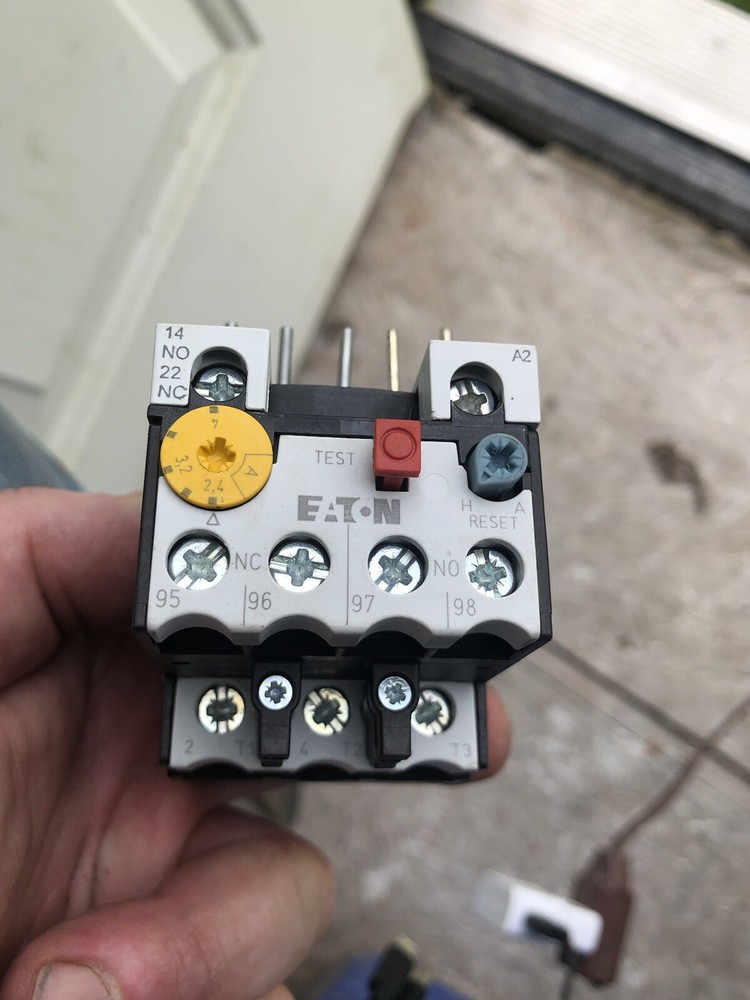 5 Eaton Zb12-4 Motor Controller Overload Relay 2.4-4A XT0B004BC1