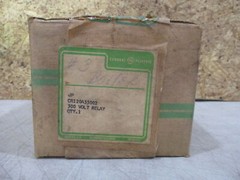 *NEW* GENERAL ELECTRIC CR120A33002 JP INDUSTRIAL RELAY 300V