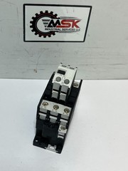Moeller DIL0AM Contactor 24VDC with Auxiliary DILM, 8000V 3-Pole 30A