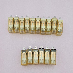 Lot of 16 IDEC RH1B-U DC12V Compact Power Relays SPDT 5-Blade Spade Base Spares