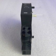 Schneider 19069 MN 48V Voltage Relay