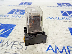 Dayton 3X741E 24 Volt Relay with socket base 05Y9HP