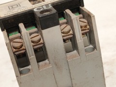 Lot of 3 Square D 8501XO40 Type X industrial control relays Ser. A NEMA A600 20A