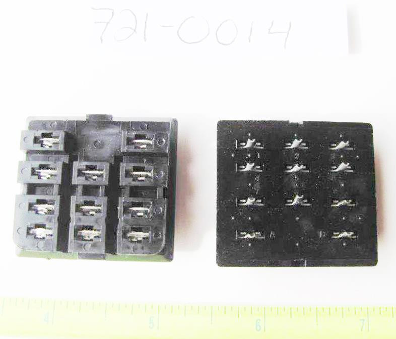 11 Pin Square Relay Socket, PC Mount, .187″ Blade New Old Stock – RDI 721-0014