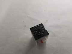 OMRON MK2PN-S Relay Contact: 250VAC / 28VDC 10A 8 pin (TR13)
