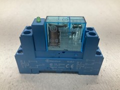 Finder 40.52 Relay w/ Base 5 A 250 V 95.85.1 10 A 300 VAC (TBI)