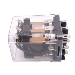 Potter & Brumfield KUP-14D15-24 Plug-In Relay, 3PDT, 600VAC 3A Max, 24VDC Coil