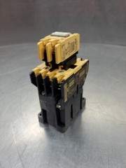 Allen-Bradley 100-A12ND3/B Overload Relay w/195-FA11 Contact. 4D-32