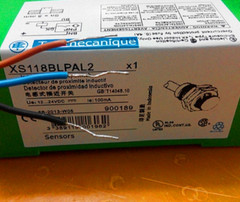 1PC New XS118BLPAL2 Telemecanique Proximity Switch