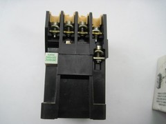 Allen-Bradley 700-F400A2 Type F Control Relay, 220/240V 50/60Hz, NOS