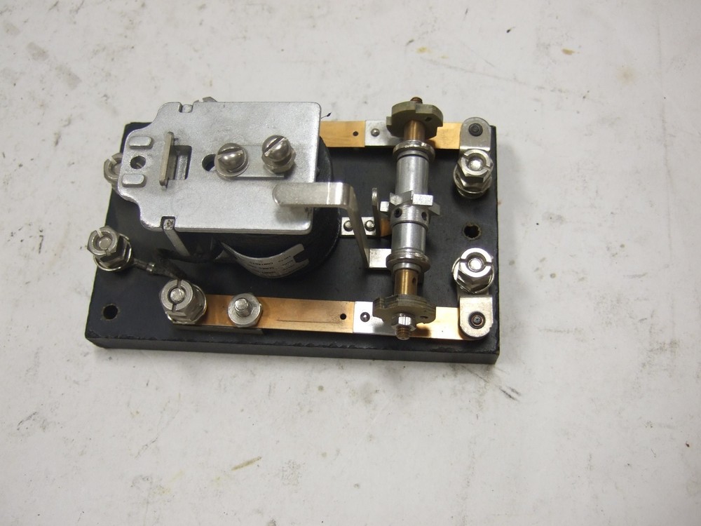 Struthers Dunn C85AXA Struthers-Dunn Relay 120V 60 Hz