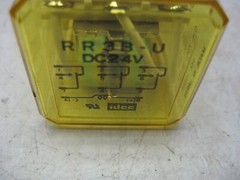 IDEC RR3B-U RELAY 24VDC UNMP