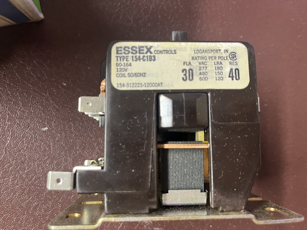 White Rodgers 90-164 Steveco Contactor 3 pole 24 Volt New Old Stock