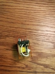 IDEC 67525 RH2B-U DC12V 14prong