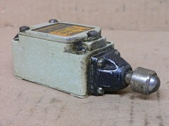 Tend Tz-5109 Vertical Limit Switch