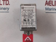 TELEMECANIQUE RUN 31A22 BD Relay Plug IEC255-1-00 10A 250VAC