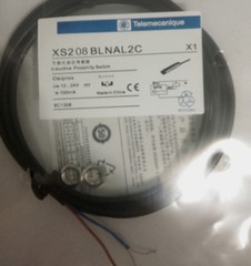Frs XS208BLNAL2 1PC NEW IN BOX Telemecanique proximity switch free ship