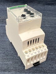 SCHNEIDER RM35TF30 RELAY 3 PHASE 250V 5 AMPS 1/4 HP 50/60HZ OAL 3-1/2″