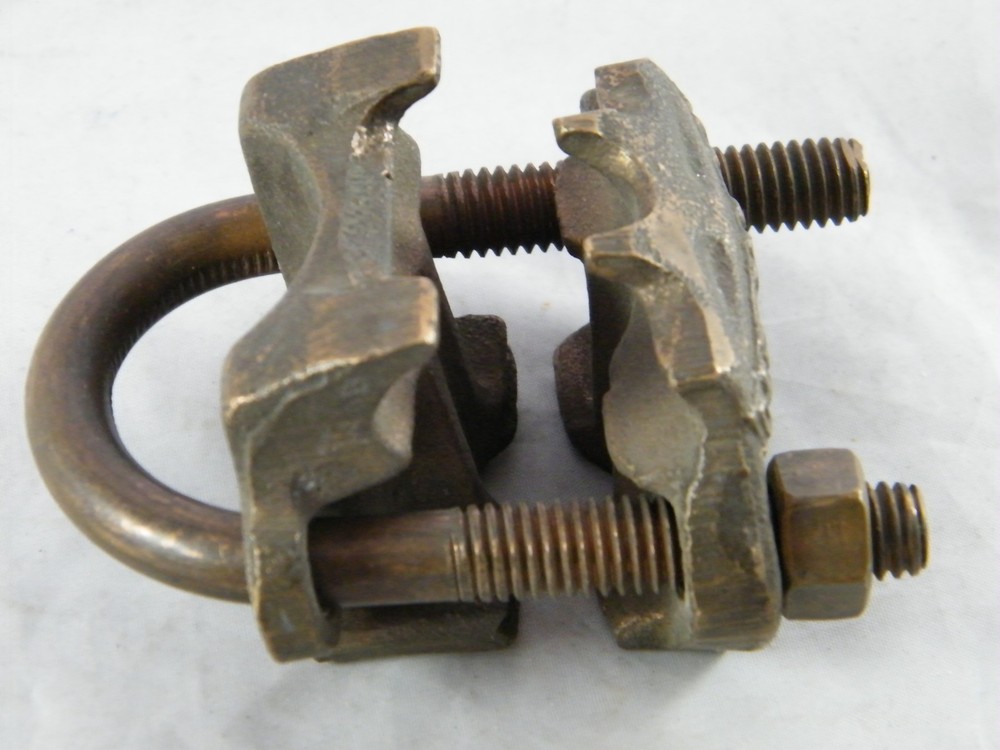 NEW ~ BURNDY ~ BRASS / BRONZE GROUND CLAMP ~ PART # GAR1529 ~1″ IPS 2/0 SOL 250