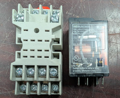 🤪 SCHNIEDER 12 AMP POWER RELAY 120-277 VAC 1 HP 792XBXM4L-120A W/ BASE