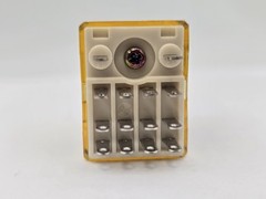 5pc IDEC RY4S-U RY4SU DC24V Relay Output Module 24VDC 8-Pin