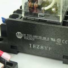 Allen Bradley 700-HF33Z24 Relay 24VDC W/ 700-HN138 Base Lot Of 5
