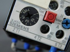 Siemens 3UA59 40-0J 0,63-1,0A Solid State Relay 0.63-1.0A 1NO/1NC