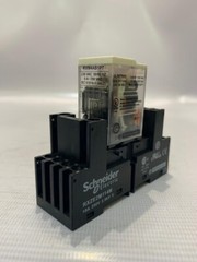 Schneider Electric / Relay & Socket / RXM4AB1P7 / RXZE2M114M