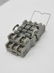 Square D 8501KUD12 Relay w Socket 10A 240V 8Pin 24V Coil Series C Form M1P14