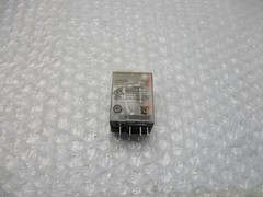 SCHNEIDER ELECTRIC RXM2AB1F7 RELAY 120V LOT OF 3 NSNP